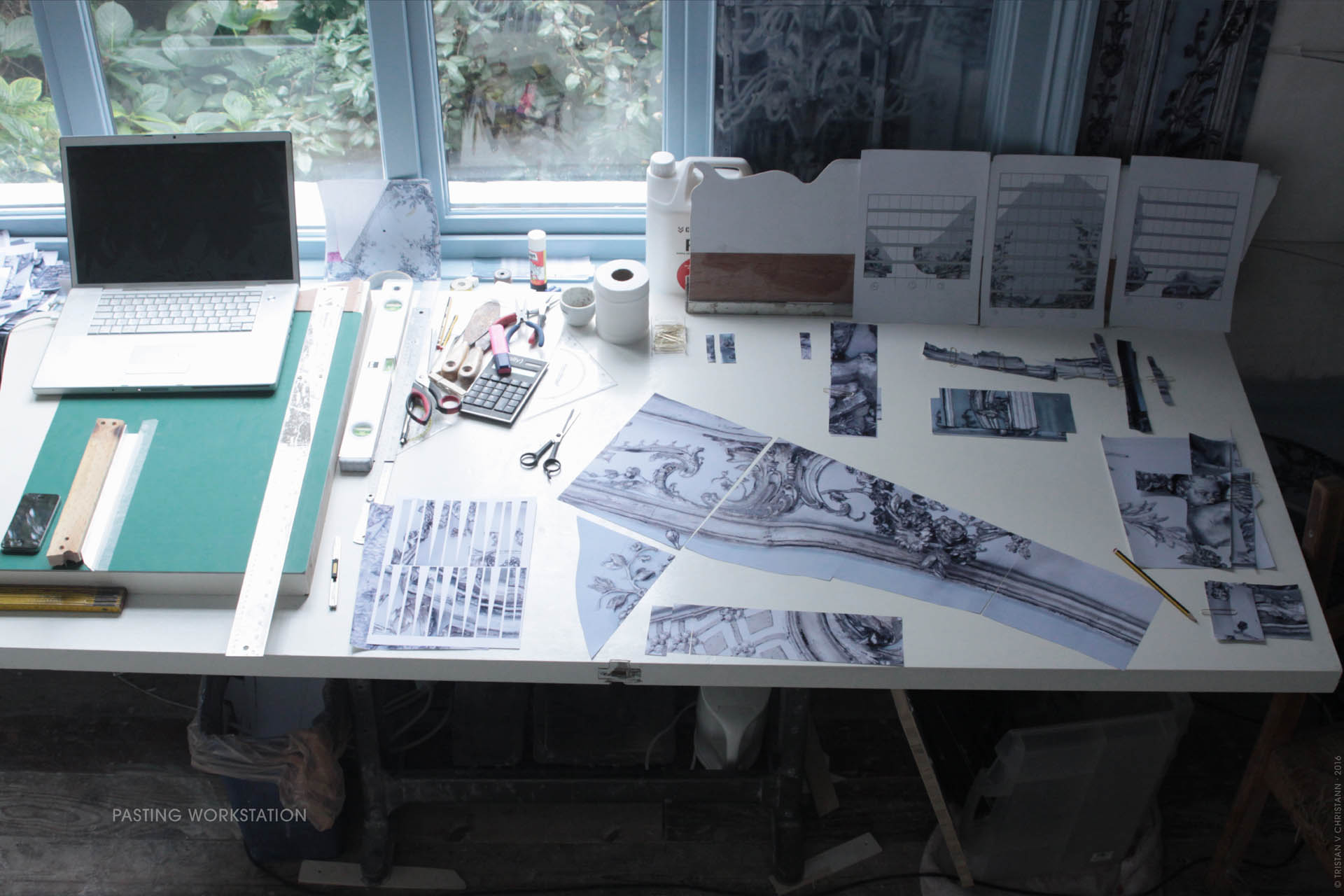 Project Blue Salon, Pasting Workstation